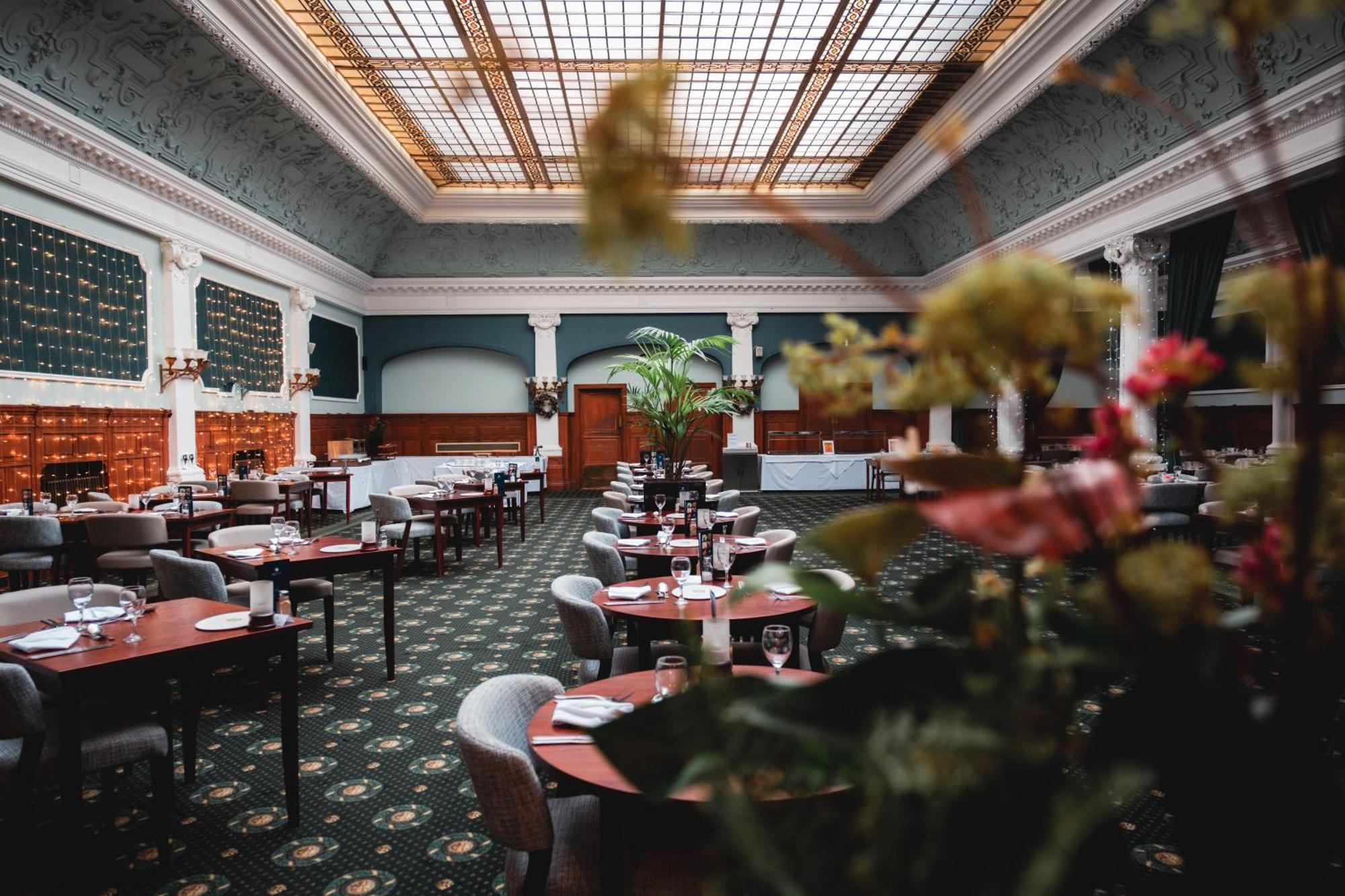 Old Swan Hotel Harrogate Kültér fotó