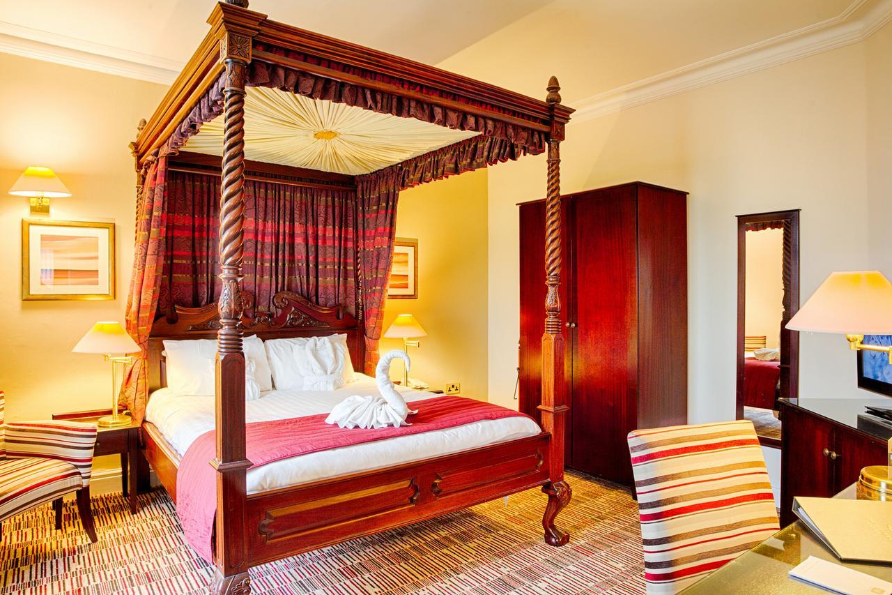 Old Swan Hotel Harrogate Kültér fotó